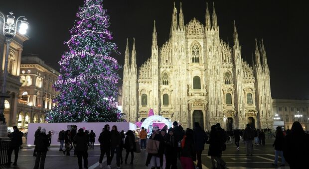 A Milano è già Natale: il Comune a caccia di sponsor per albero, luminarie e mercatini