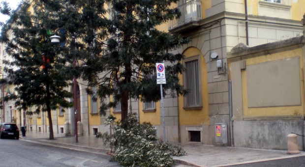 C'era una volta corso Trieste: 30 negozi chiusi nel cuore di Caserta