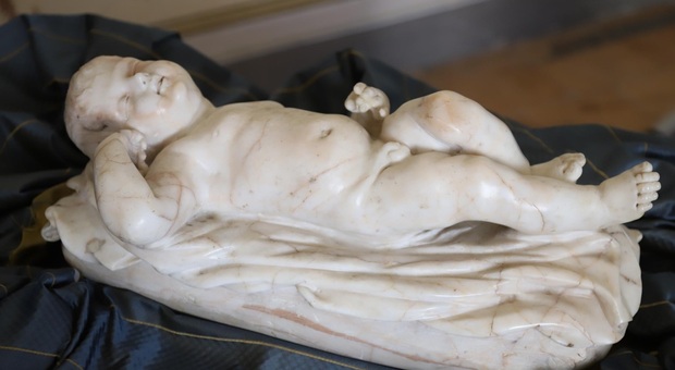 Il bimbo di marmo del Sanmartino riappare alla Reggia di Caserta