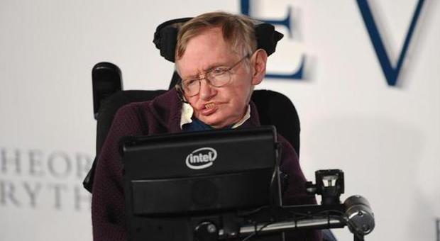 Hawking: "Potrei ricorrere all'eutanasia se dovessi essere un peso per la mia famiglia"