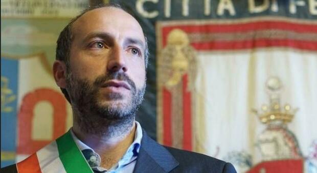 Scuole chiuse a Fermo. Calcinaro: «Restano aperti nido, università e conservatorio»