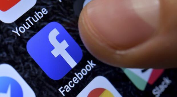 Facebook, trimestrale in chiaroscuro. Più sforzi per attirare i giovani