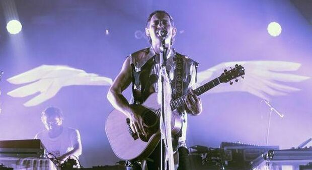 Cosmo all'Atlantico Live di Roma con il nuovo album: «Sarà una festa sperimentale e pop»