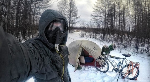 La Siberia in solitaria (in bicicletta): via all'impresa di Lorenzo Barone