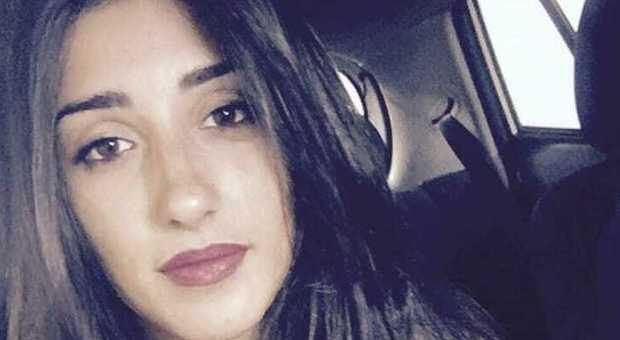 Napoli, una raccolta fondi per Rosa: 27enne colpita da emorragia cerebrale