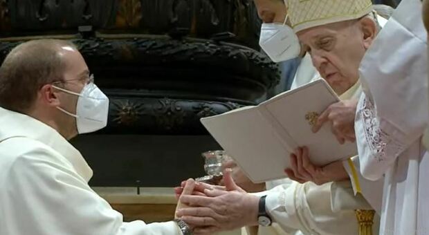 Don Giorgio sacerdote con la benedizione del Papa