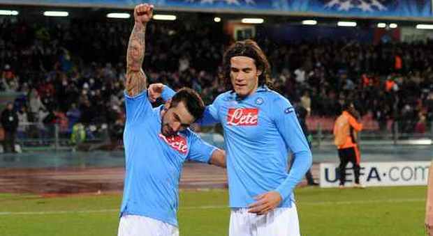 Cavani e Lavezzi ricordano Napoli: «Pocho, un piacere giocare con te»