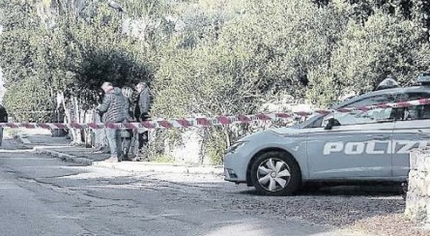 Brindisi, fucilate contro casa e auto: arriva la scorta per l'ex presidente della Provincia
