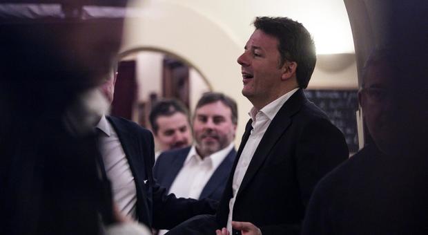 Renzi e Italia Viva a cena a Trastevere: «Goliardia e cori da stadio, cantavano 'Juve merda'»