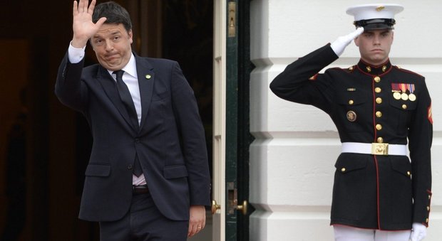Renzi: «Pronti all'aiuto in Libia non vuol dire bombardare»