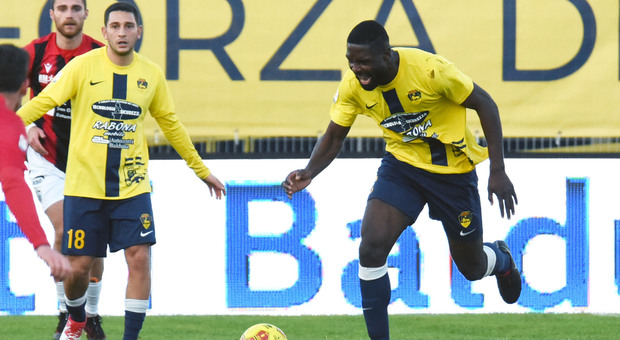 La Viterbese manda segnali di risveglio: a Palermo finisce 3-3, ma il rammarico è gialloblù