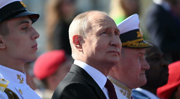 Guerra Ucraina, Putin può arruolare altri 5 milioni di soldati: nuova legge, l'età di leva aumenta a 30 anni