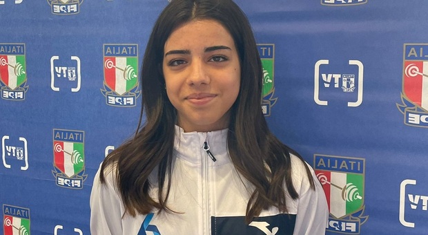 Miriam Baldassarre, a 12 anni solleva 60 kg e fa il record italiano. In Puglia una nuova promessa della pesistica