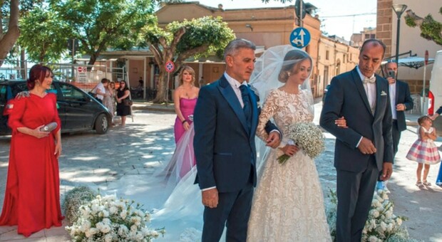 Scambiate in culla nel capodanno 1998, Caterina Alagna si sposa a Mazara del Vallo