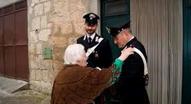 Milano, truffe agli anziani, raggirati anche due parroci: un arresto e una denuncia