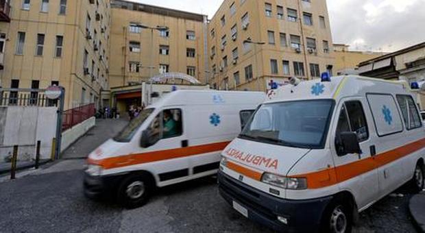 Roma, scandalo ambulanze: sirene solo per saltare le code