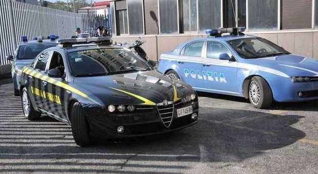 Giro milionario di fatture fasulle per la 'Ndrangheta: arresti e sequestri nel Fermano