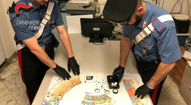 Cocaina a domicilio, sgominata la banda: 9 indagati e blitz fra Porto Sant'Elpidio e Sant'Elpidio a Mare