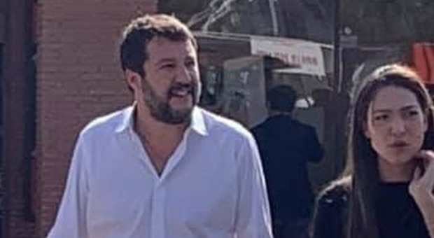 Ecco Matteo Salvini e Francesca Verdini, mano nella mano: la foto che smentisce la crisi