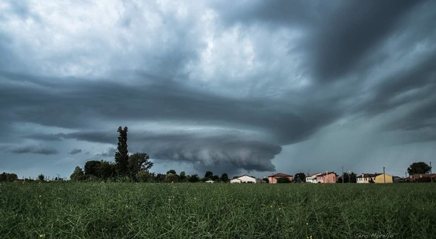 Meteo Veneto. Tempeste di temporali e pericolo trombe d'aria, ma da lunedì 7 giorni di fuoco