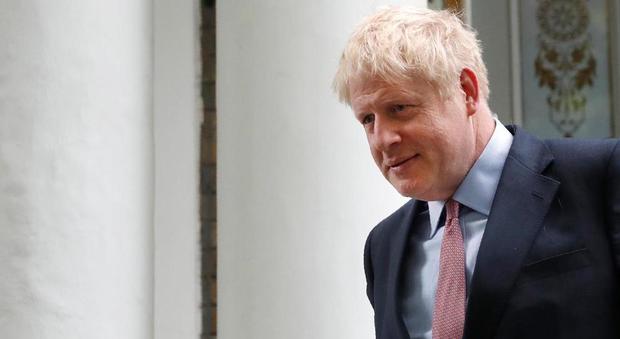 Brexit, Johnson perde la maggioranza in Parlamento: deputato Tory passa all'opposizione