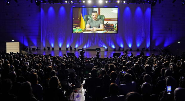 Il Premio Sakharov quest'anno va al popolo ucraino, lo ha deciso il Parlamento Europeo