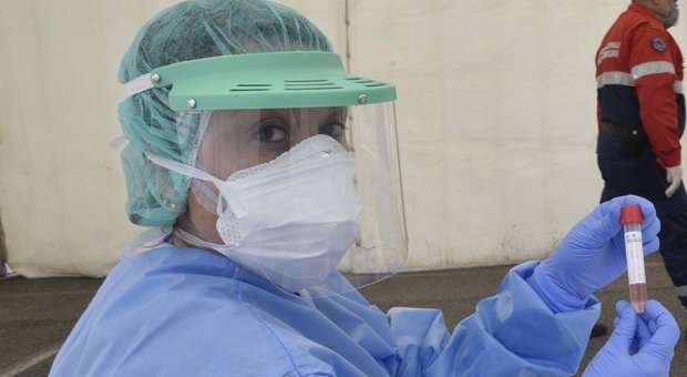 Coronavirus, ancora più positivi nel nord delle Marche, i ricoverati in terapia intensiva continuano a calare