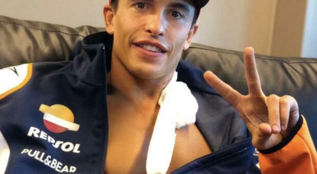 Marc Marquez subito dopo l'operazione all’omero destro
