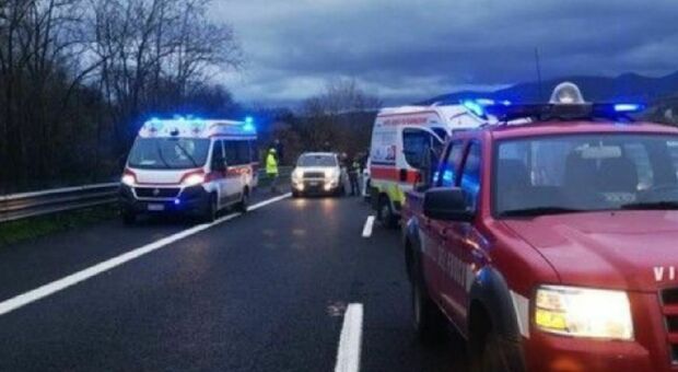 Incidente sull'A1 all'altezza di Chianti, due morti e due feriti