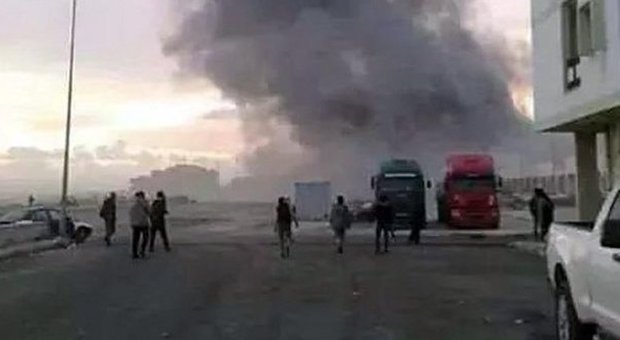 Iraq, Isis sferra massiccio attacco contro curdi vicino a Erbil