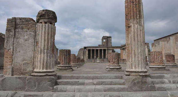 Scavi di Pompei, torna alla luce una tomba di età preromana