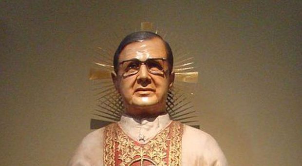 6 ottobre 2002 Il fondatore dell'Opus Dei Escrivá canonizzato da papa Wojtyla