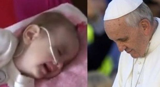 Noemi dal Papa: 16 mesi, malata di Sla. Francesco le dice: «Fai la brava, andrai avanti»