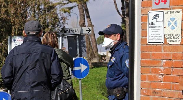 Coronavirus, due casi sospetti nel Casertano: attesa per i test