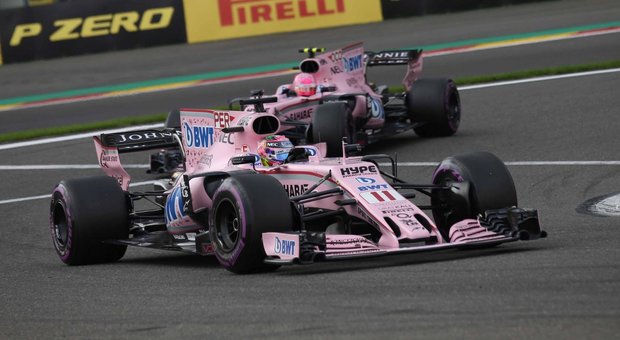 Formula 1, dopo l'incidente è tregua in Force India tra Perez e Ocon