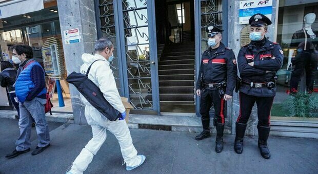 Torino, uomo ucciso in casa dai ladri a colpi di pistola: muore architetto 50enne
