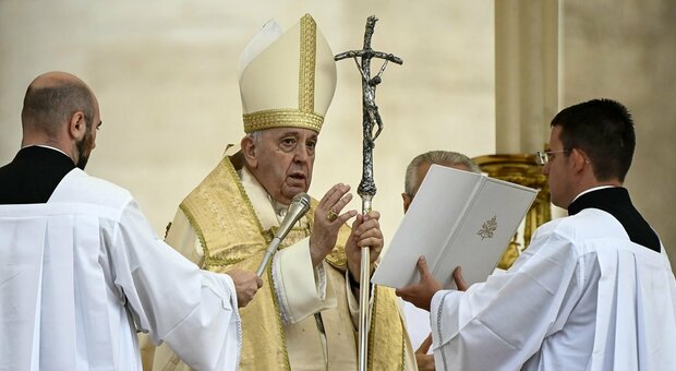 Elezioni, Papa Francesco accorcia la sua trasferta a Matera del 25 settembre: i vescovi potranno fare ritorno a casa e votare