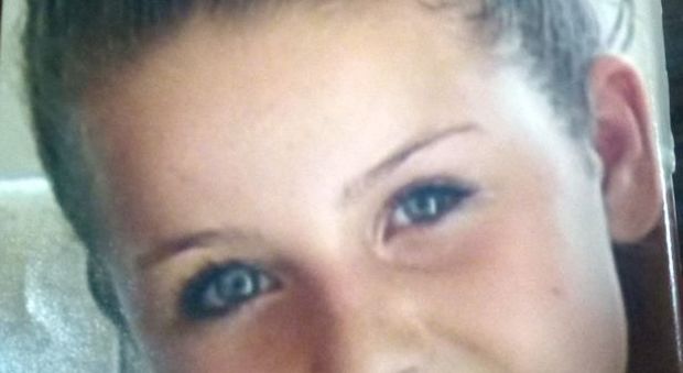 Bimba di 11 anni anoressica si uccide nella sua cameretta: "Le ragazze belle non mangiano"