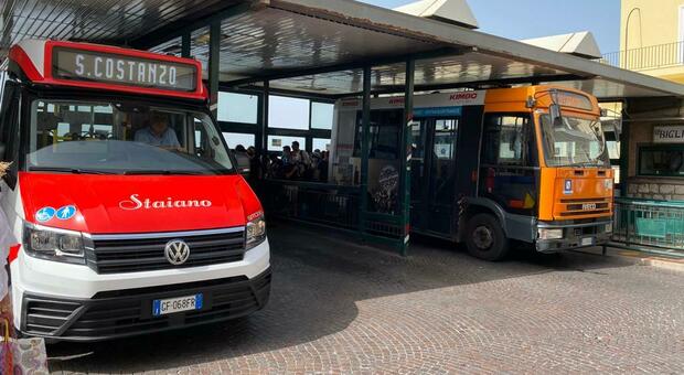 Capri, i minibus si fermano venerdì: quattro ore di sciopero dalle 9 alle 13