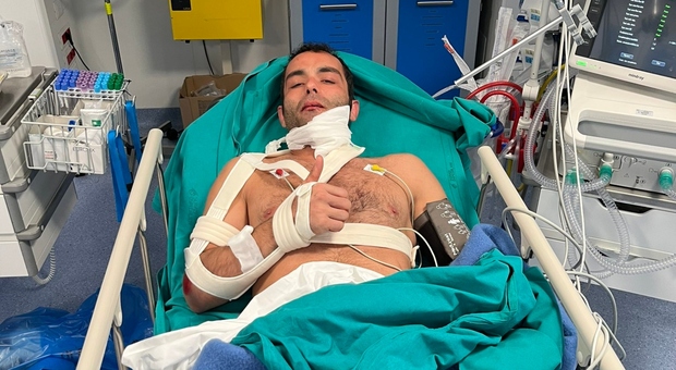 Danilo Petrucci, incidente choc in motocross: «Tra le cadute più spaventose della mia vita» Mandibola e ossa rotte, come sta