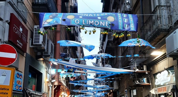 Napoli tinta d'azzurro per la festa scudetto