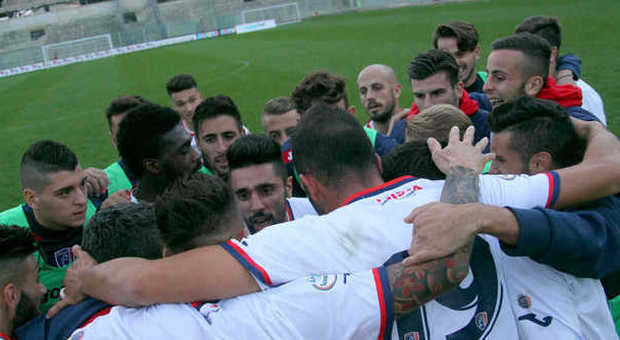 Coppa Italia, il Taranto vince ai rigori (8-7) contro il Bisceglie e approda nei 16esimi di finale: affronterà il Francavilla in Sinni