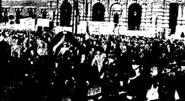 1 dicembre 1954 La Celere carica centinaia di invalidi di guerra che chiedono la tredicesima