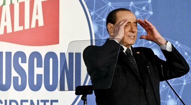 Ruby ter, il pm: «Berlusconi garantì alle ragazze un reddito di 2.500 euro e una casa»