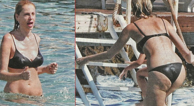 Alessia Marcuzzi, bikini al top in vacanza con Mia ad Antibes