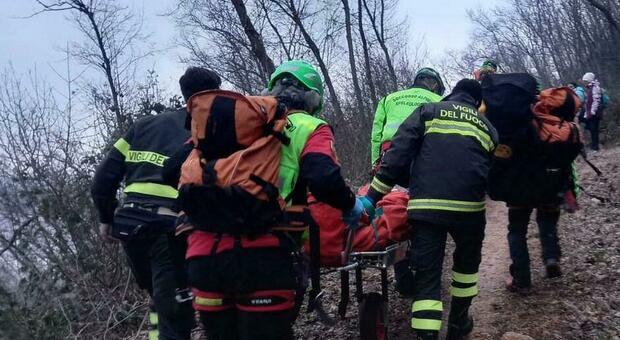 Gli amici lo attendono a Tarvisio, ma lui non si presenta. Alpinista di 54 anni trovato senza vita nel canalone Gli amici lo attendono a Tarvisio, ma lui non si presenta. Alpinista di 54 anni trovato senza vita nel canalone