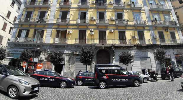 Incidente sul lavoro a Napoli, operaio precipita dal quarto piano e muore