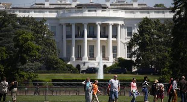 Usa, il marciapiedi della Casa Bianca chiude per sempre ai pedoni
