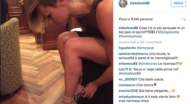 Federica Pellegrini sexy col tacco 12 su Instagram