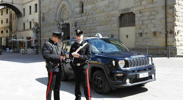 Una pattuglia dei carabinieri di Città di Castello